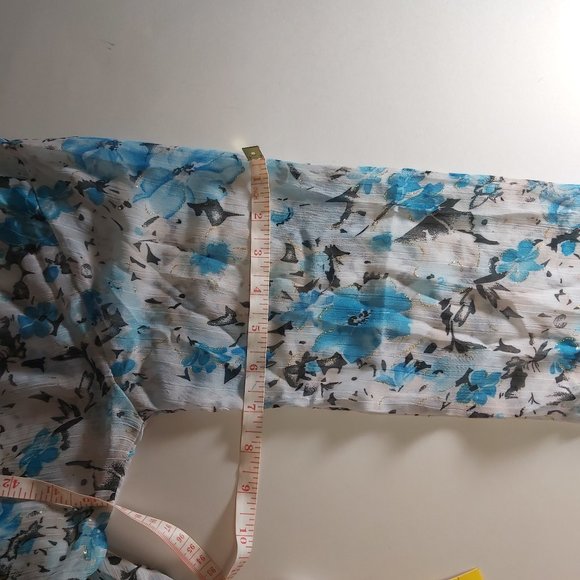 *3/$20* NWOT handmade tunic blue/white floral - Picture 5 of 9